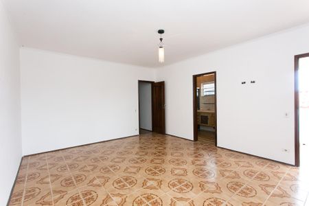 Casa para alugar com 249m², 3 quartos e 3 vagasSuíte