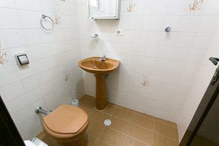 Casa para alugar com 249m², 3 quartos e 3 vagasLavabo