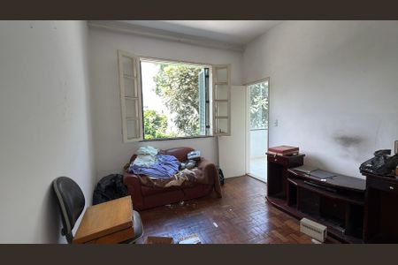 Apartamento à venda com 76m², 2 quartos e 1 vaga