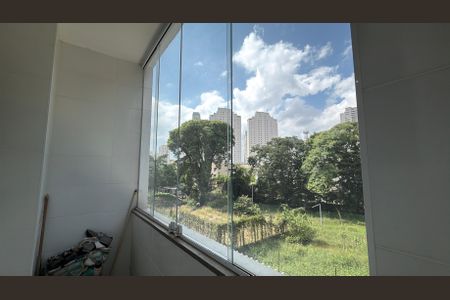 Apartamento à venda com 76m², 2 quartos e 1 vaga