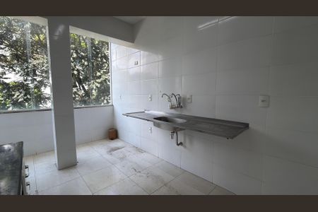 Apartamento à venda com 76m², 2 quartos e 1 vaga