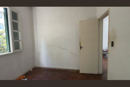 Apartamento à venda com 76m², 2 quartos e 1 vaga