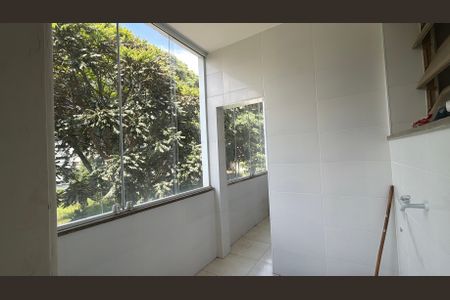 Apartamento à venda com 76m², 2 quartos e 1 vaga