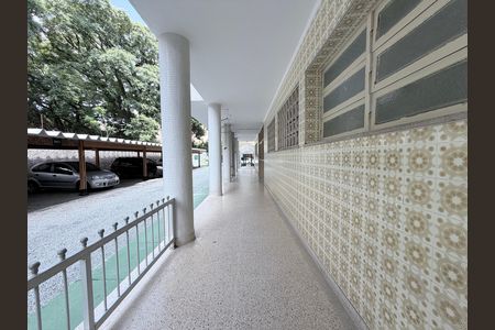 Apartamento à venda com 76m², 2 quartos e 1 vaga