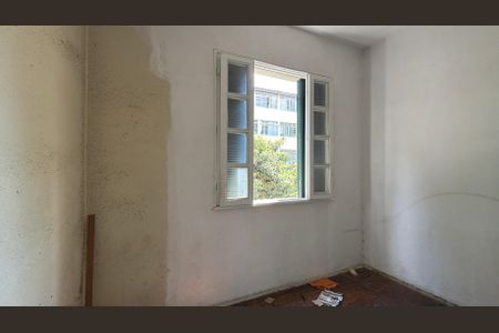 Apartamento à venda com 76m², 2 quartos e 1 vaga
