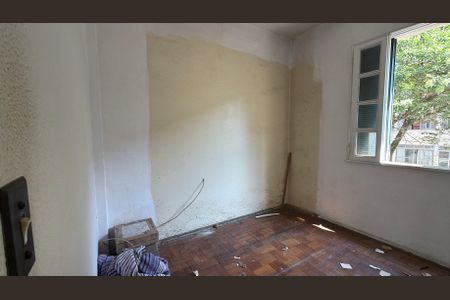 Apartamento à venda com 76m², 2 quartos e 1 vaga
