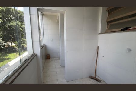 Apartamento à venda com 76m², 2 quartos e 1 vaga