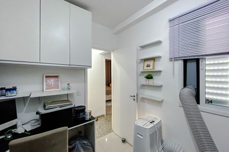 Apartamento para alugar com 74m², 3 quartos e 2 vagasQuarto 2