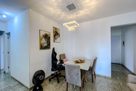 Apartamento para alugar com 74m², 3 quartos e 2 vagasSala
