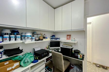 Apartamento para alugar com 74m², 3 quartos e 2 vagasQuarto 2