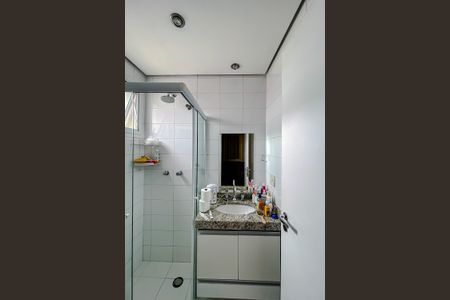 Apartamento para alugar com 74m², 3 quartos e 2 vagasBanheiro