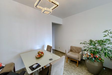 Apartamento para alugar com 74m², 3 quartos e 2 vagasSala