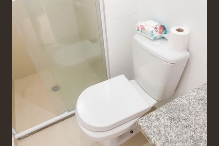 Apartamento à venda com 69m², 3 quartos e 2 vagasBanheiro da Suíte