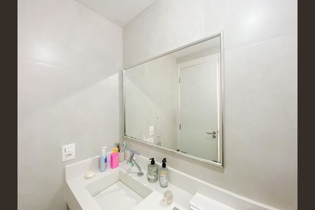 Apartamento à venda com 69m², 3 quartos e 2 vagasBanheiro