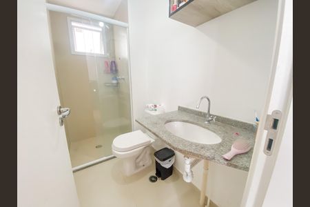 Apartamento à venda com 69m², 3 quartos e 2 vagasBanheiro da Suíte