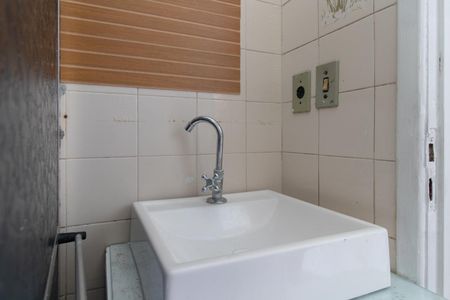 Apartamento para alugar com 50m², 2 quartos e sem vagaBanheiro