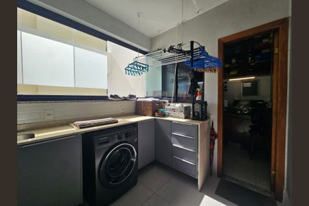 Apartamento para alugar com 158m², 4 quartos e 3 vagasÁrea de Serviço