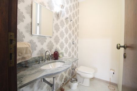 Casa à venda com 399m², 3 quartos e 4 vagasLavabo