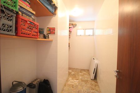 Casa à venda com 399m², 3 quartos e 4 vagasQuarto de serviço