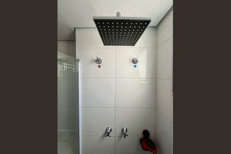 Banheiro de apartamento para alugar com 2 quartos, 46m² em Villa Garden, Campinas