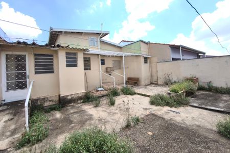 Casa à venda com 110m², 3 quartos e 3 vagasQuintal - Garagem