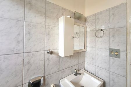 Casa à venda com 110m², 3 quartos e 3 vagasBanheiro Social