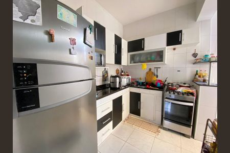 Apartamento à venda com 64m², 3 quartos e sem vaga