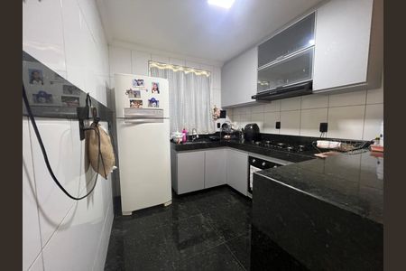 Casa à venda com 120m², 4 quartos e 2 vagasFoto 05