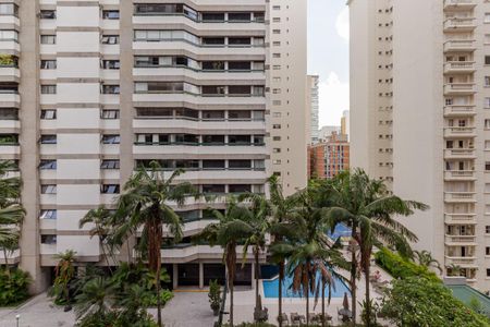 Apartamento à venda com 149m², 4 quartos e 2 vagas Apartamento à venda com 149m², 4 quartos e 2 vagasSacada
