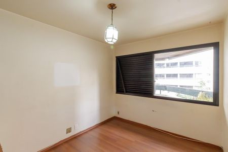 Apartamento à venda com 149m², 4 quartos e 2 vagas Apartamento à venda com 149m², 4 quartos e 2 vagasQuarto 1