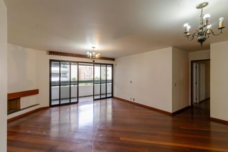 Sala de apartamento à venda com 4 quartos, 149m² em Moema, São Paulo