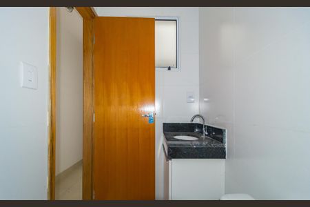 Apartamento para alugar com 33m², 2 quartos e sem vagaBanheiro