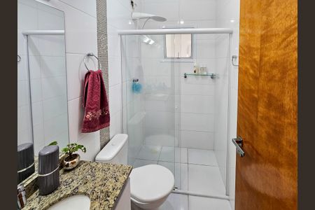 Apartamento à venda com 64m², 2 quartos e 1 vaga Apartamento à venda com 64m², 2 quartos e 1 vagaBanheiro
