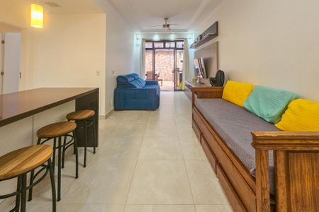 Sala de apartamento para alugar com 2 quartos, 123m² em Vila Júlia, Guarujá