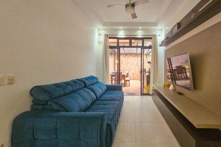 Sala de apartamento para alugar com 2 quartos, 123m² em Vila Júlia, Guarujá