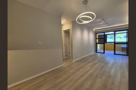 Sala  de apartamento à venda com 2 quartos, 81m² em Recreio dos Bandeirantes, Rio de Janeiro