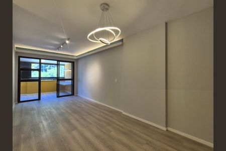 Sala  de apartamento à venda com 2 quartos, 81m² em Recreio dos Bandeirantes, Rio de Janeiro