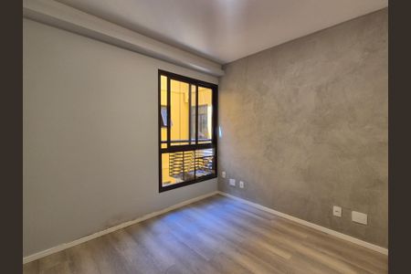 Apartamento à venda com 81m², 2 quartos e 2 vagasSuíte 