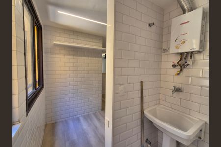 Apartamento à venda com 81m², 2 quartos e 2 vagasÁrea de Serviço 