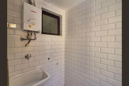 Apartamento à venda com 81m², 2 quartos e 2 vagasÁrea de Serviço 