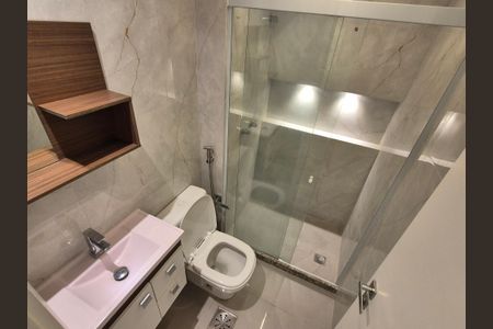 Apartamento à venda com 81m², 2 quartos e 2 vagasSuíte 2