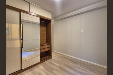 Apartamento à venda com 81m², 2 quartos e 2 vagasSuíte 
