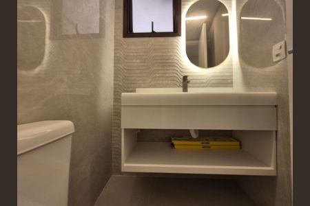 Apartamento à venda com 81m², 2 quartos e 2 vagasLavabo 