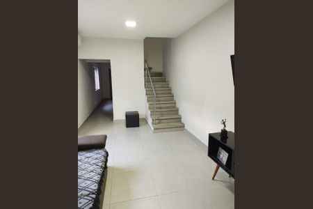 Casa à venda com 150m², 3 quartos e 2 vagas Casa à venda com 150m², 3 quartos e 2 vagasFoto 01
