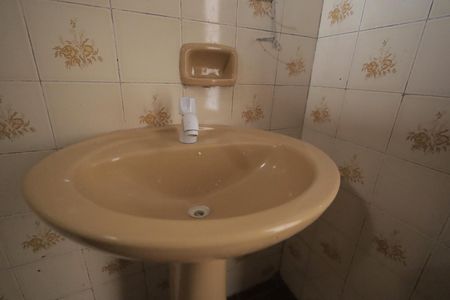 Casa à venda com 128m², 2 quartos e 2 vagas Casa à venda com 128m², 2 quartos e 2 vagasBanheiro 2