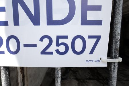 Casa à venda com 128m², 2 quartos e 2 vagas Casa à venda com 128m², 2 quartos e 2 vagasPlaca Instalada - 19/02/2026 - MZYE-783