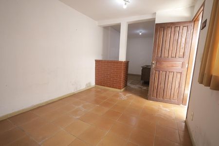 Casa à venda com 128m², 2 quartos e 2 vagas Casa à venda com 128m², 2 quartos e 2 vagasSala 2