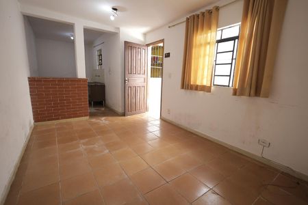 Casa à venda com 128m², 2 quartos e 2 vagas Casa à venda com 128m², 2 quartos e 2 vagasSala 2