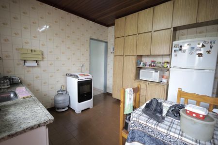 Cozinha de casa à venda com 2 quartos, 128m² em Jardim Santo Alberto, Santo André
