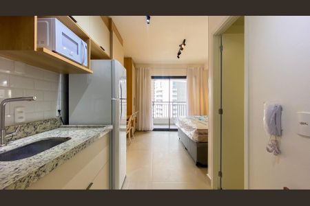 cozinha de apartamento para alugar com 1 quarto, 25m² em Butantã, São Paulo